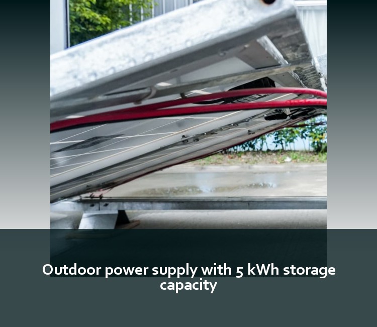Outdoor power supply with 5 kWh storage capacity