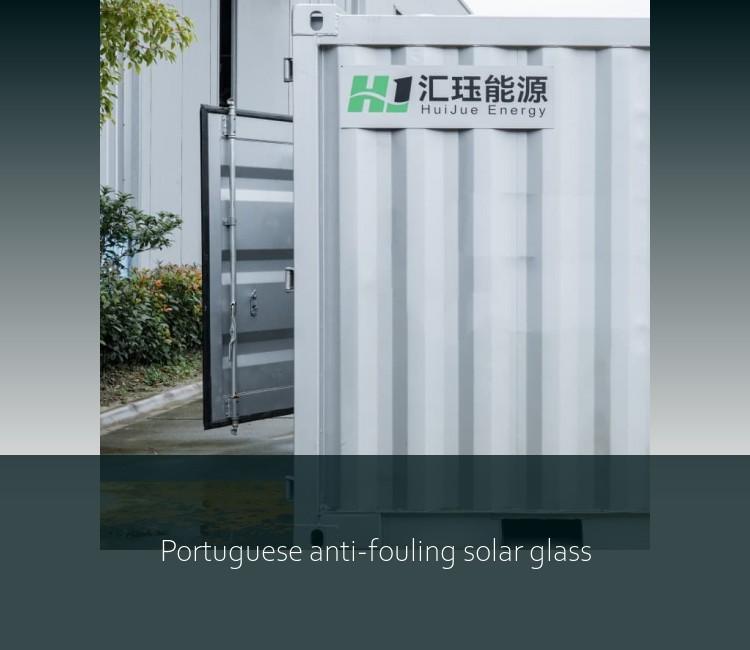 Portuguese anti-fouling solar glass