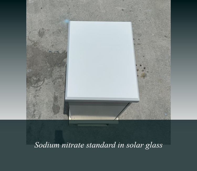 Sodium nitrate standard in solar glass