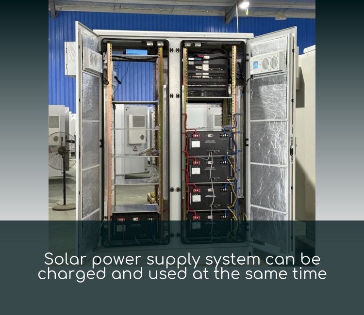 Solar power supply system can be charged and used at the same time
