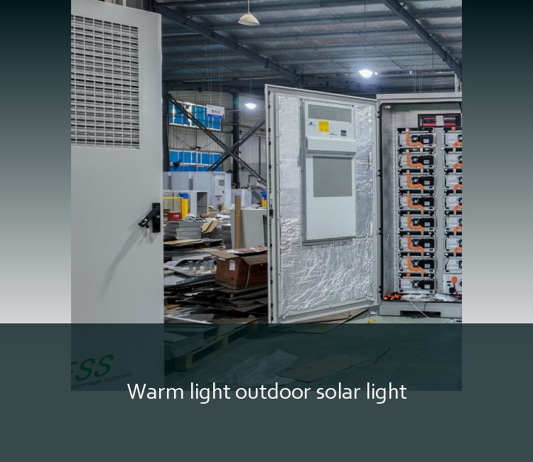 Warm light outdoor solar light
